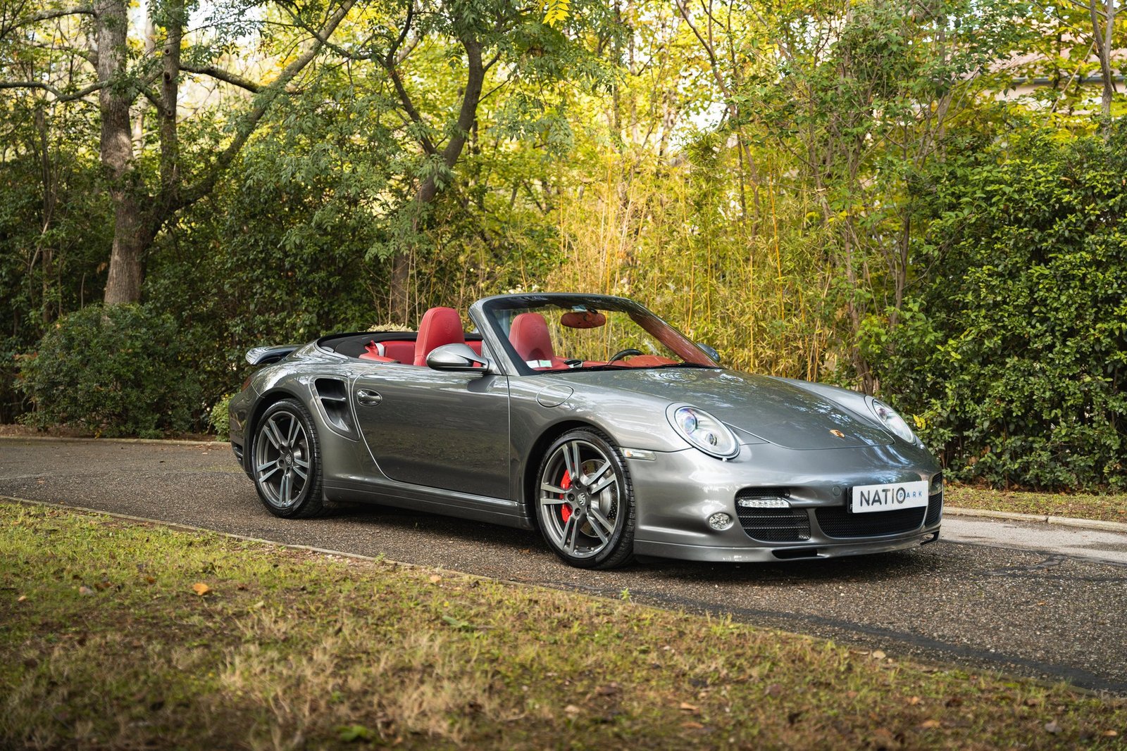 Porsche 911 Turbo Cabriolet — trois-quarts avant, sélection NatioPark