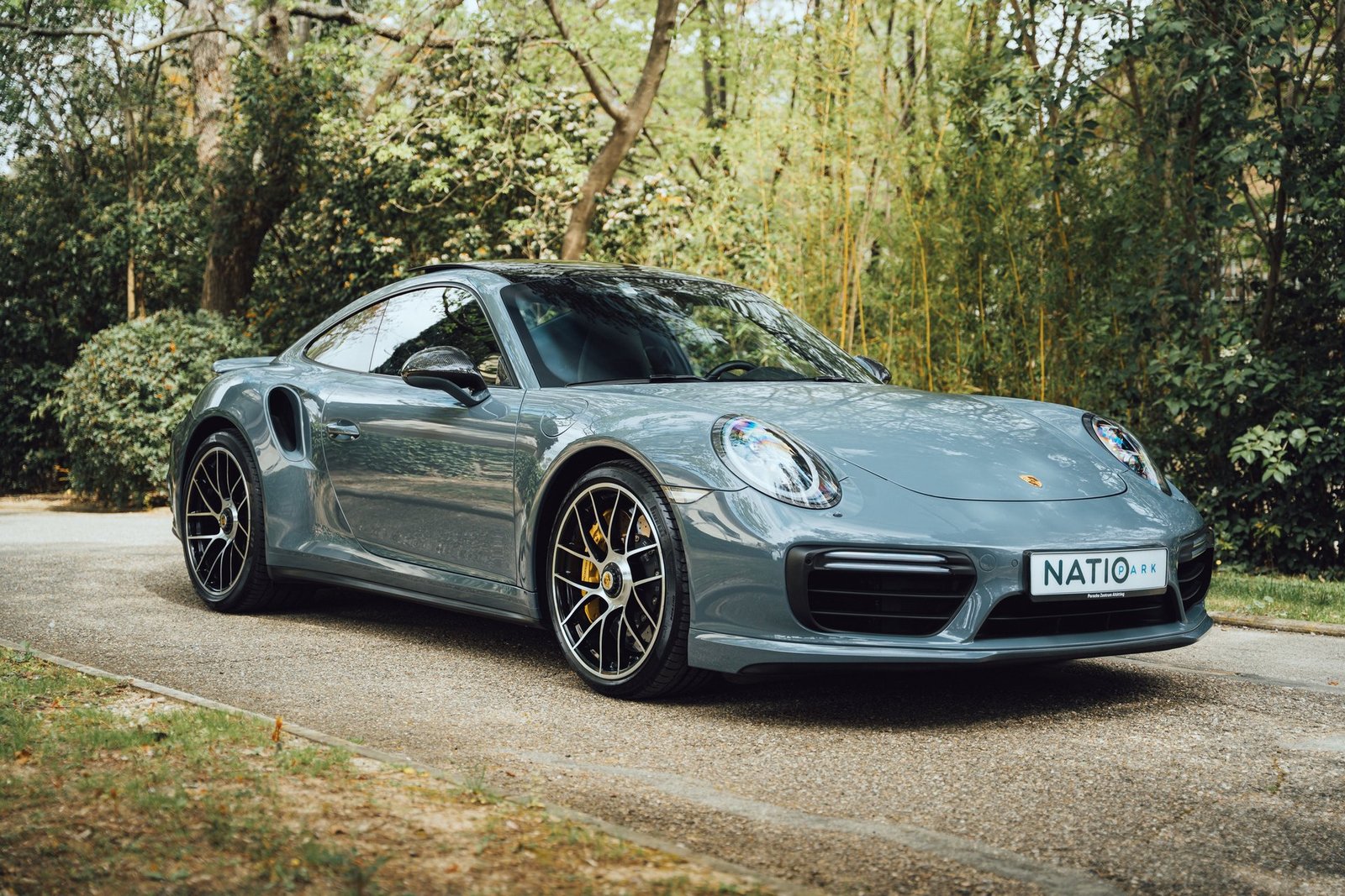 Porsche 911 Turbo S — trois-quarts avant, sélection NatioPark